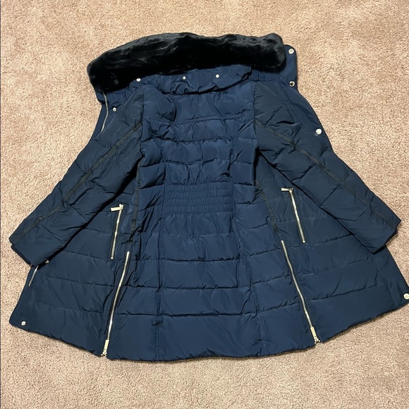 Michael Kors Faux-Fur-Collar Down Puffer Coat Small Navy - Picture 2 of 5